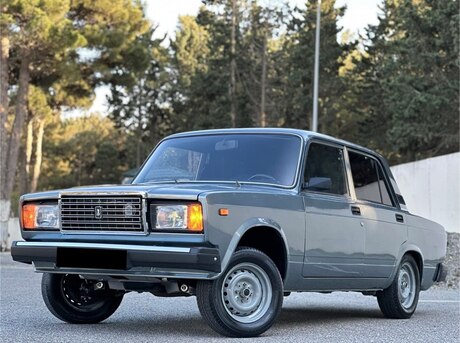 LADA (VAZ) 2107 2010