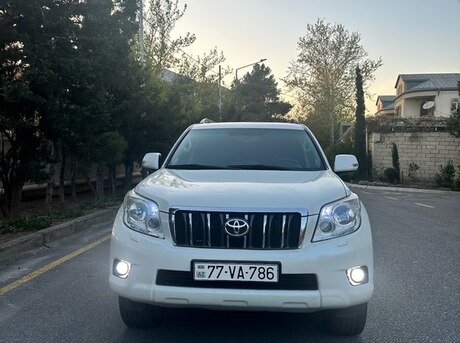 Toyota Land Cruiser Prado 2010