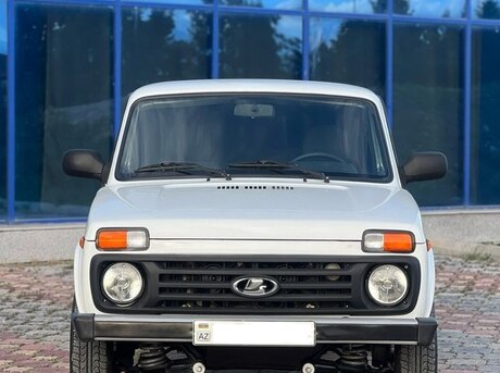 LADA (VAZ) Niva 2017