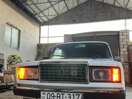 LADA (VAZ) 2107 2011