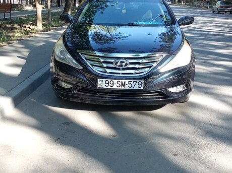 Hyundai Sonata 2011