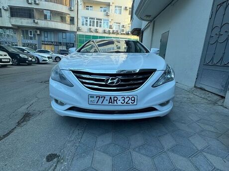 Hyundai Sonata 2011
