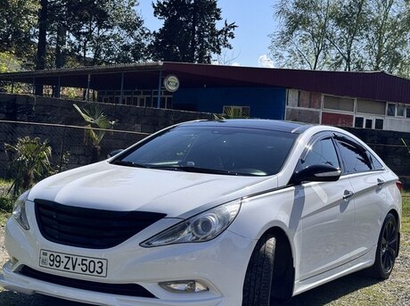 Hyundai Sonata 2010