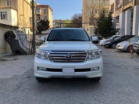 Toyota Land Cruiser 2010