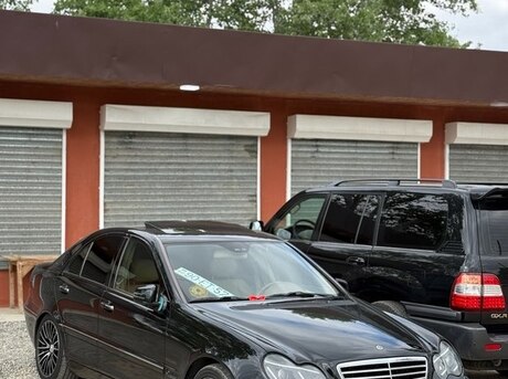 Mercedes C 200 2003