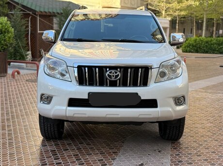 Toyota Land Cruiser Prado 2010