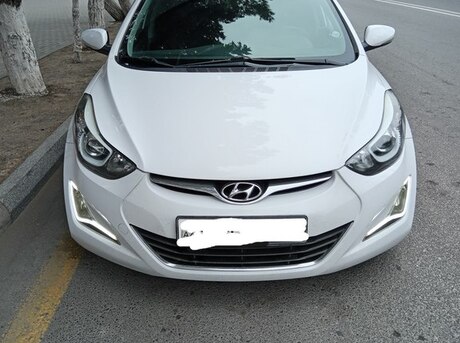 Hyundai Avante 2015