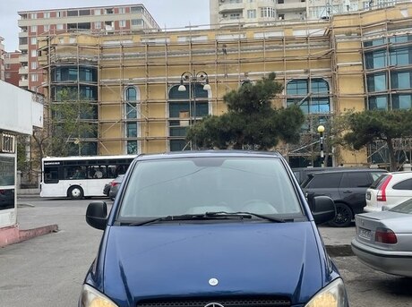 Mercedes Vito