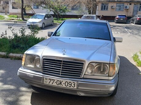 Mercedes E 220 1994