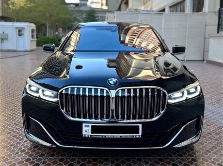BMW 740