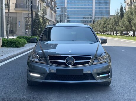 Mercedes C 250