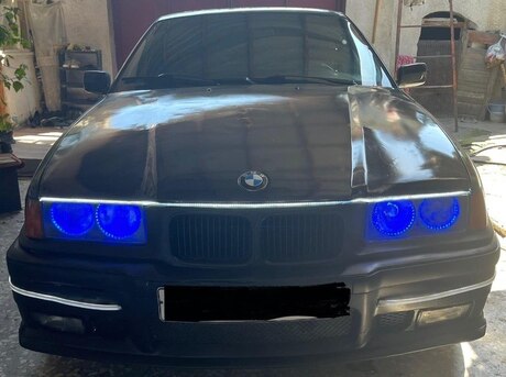 BMW 318 1993