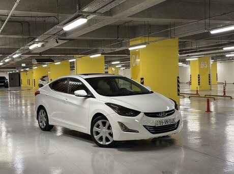 Hyundai Elantra 2012