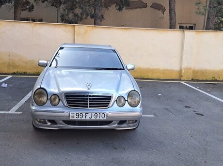 Mercedes E 270 2001