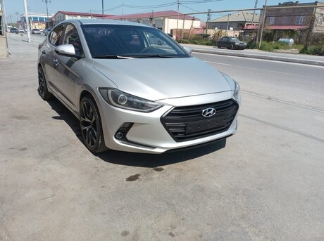 Hyundai Elantra 2016