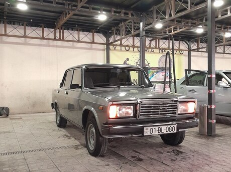 LADA (VAZ) 2107 2011