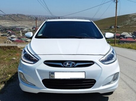 Hyundai Accent 2013