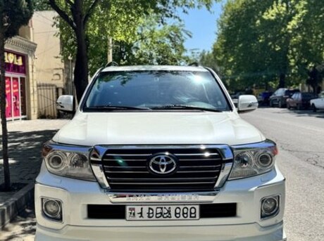 Toyota Land Cruiser 2012
