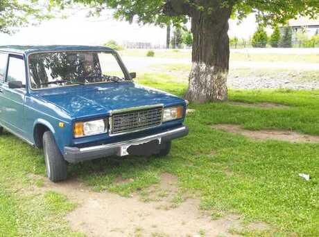 LADA (VAZ) 2107 2004