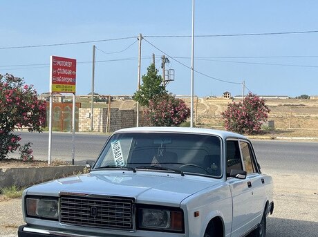 LADA (VAZ) 2107 2005