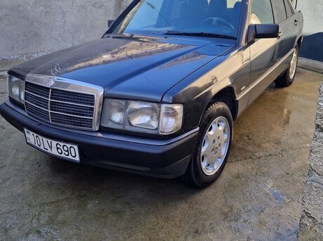 Mercedes 190 1993
