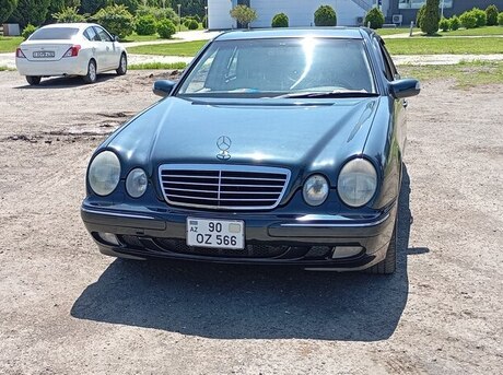 Mercedes E 320 2000