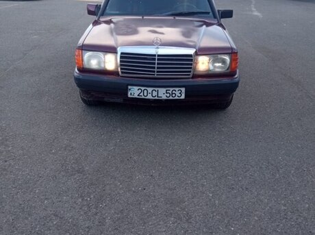 Mercedes 190 1990