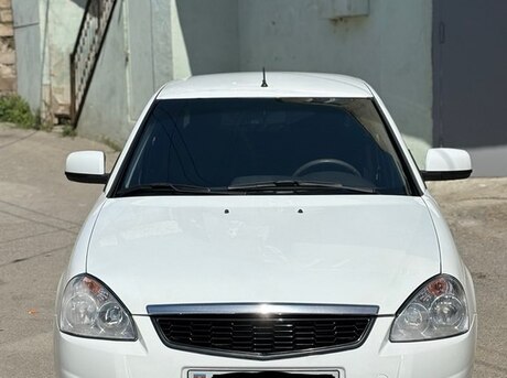 LADA (VAZ) Priora 2017
