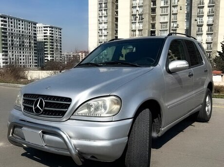 Mercedes ML 320 4MATIC 1999