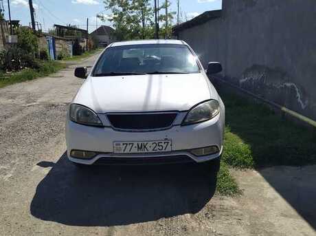 Daewoo Gentra 2014