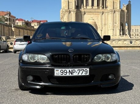 BMW 320