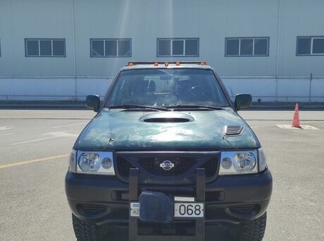 Nissan Terrano 2001