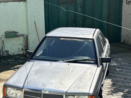 Mercedes 190 1989