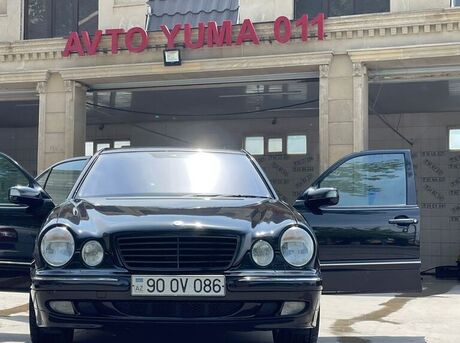 Mercedes E 240 2001