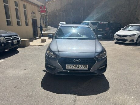 Hyundai Accent