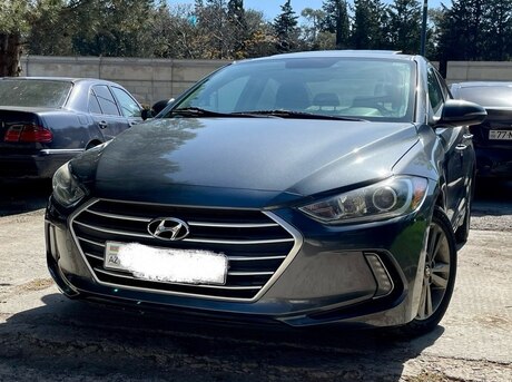 Hyundai Elantra 2016