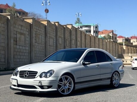 Mercedes C 200