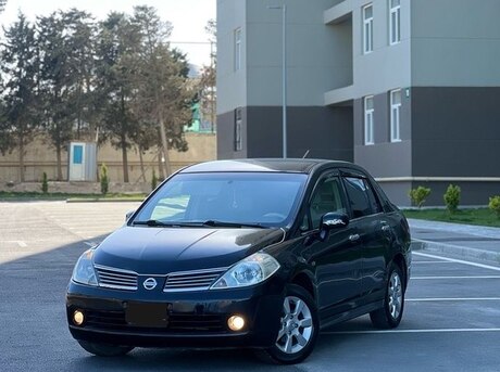 Nissan Tiida 2008