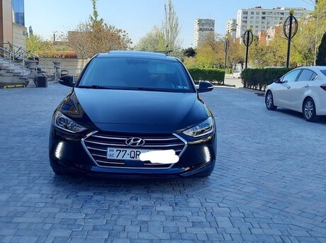 Hyundai Elantra