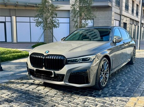 BMW 740 2020
