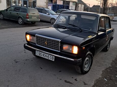 LADA (VAZ) 2107 2010