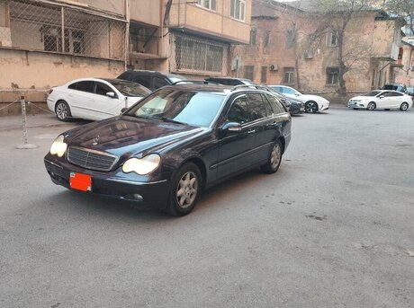 Mercedes C 220 2001