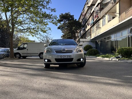 Toyota Corolla 2005