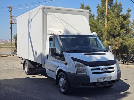 Ford Transit 2011