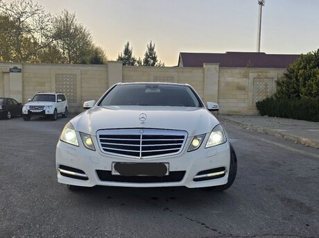 Mercedes E 300 2012