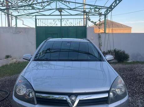 Opel Astra 2005