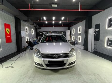 Opel Astra 2006