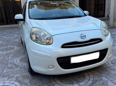 Nissan March 2012