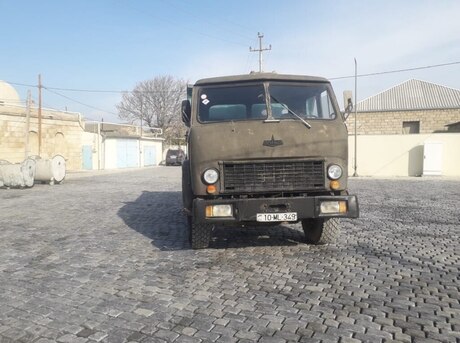 MAZ  1989