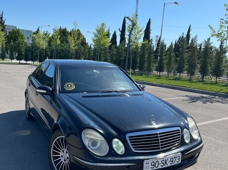 Mercedes E 220 d 2003
